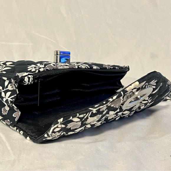 Vera Bradley wristlet handbag - Picture 3 of 5